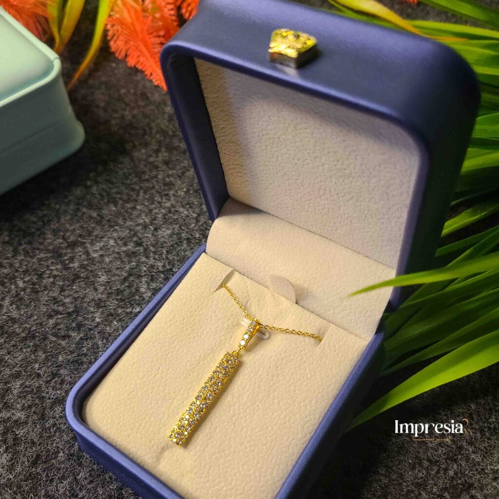 Elegant Gold Bar Necklace