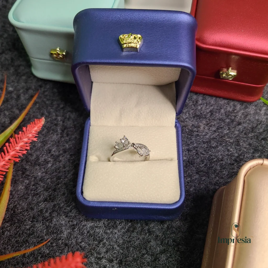 Premium Silver Ring with Stone