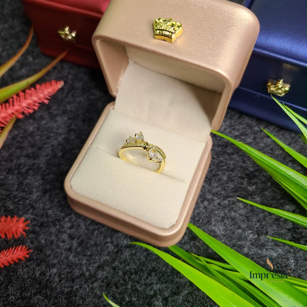 Premium Gold Ring with Stone